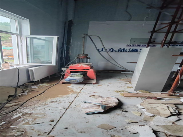 南康地基基础下沉墙体裂缝加固注浆顶升施工